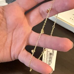 Elegant Gold Chain Bracelet